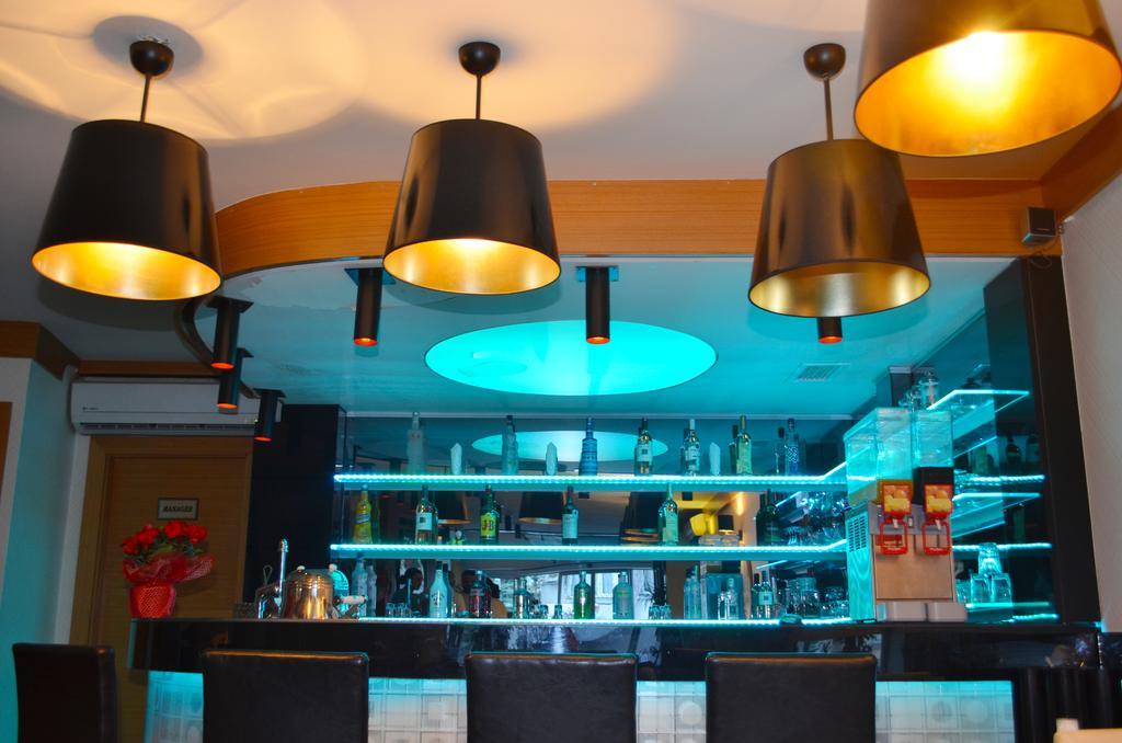 La Piano Hotel